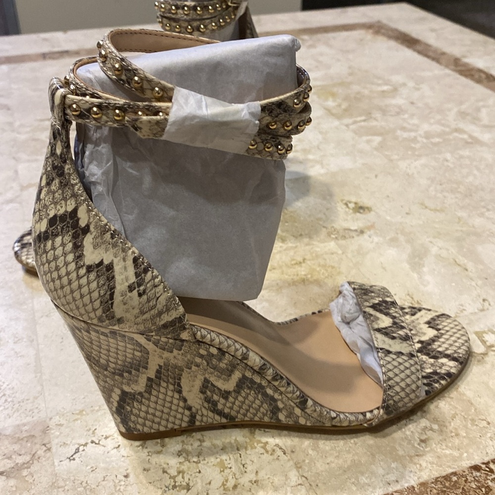 Jennifer Lopez Roccia - Picture 4 of 11